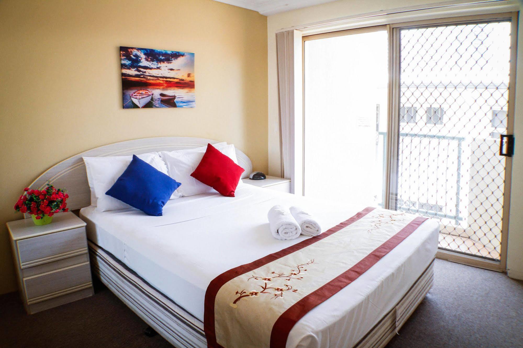 Surfers Riverside Gold Coast Bagian luar foto