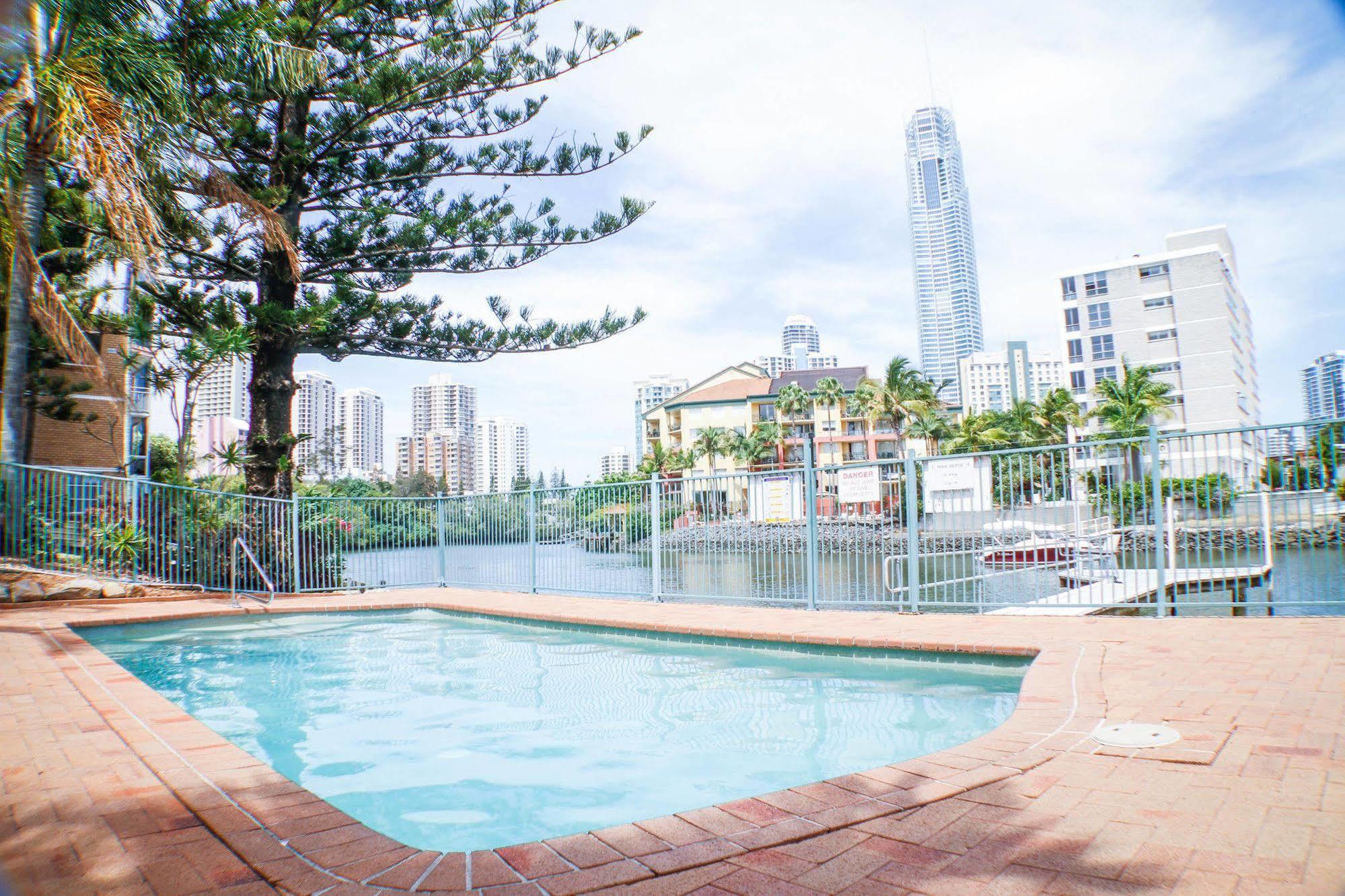 Surfers Riverside Gold Coast Bagian luar foto