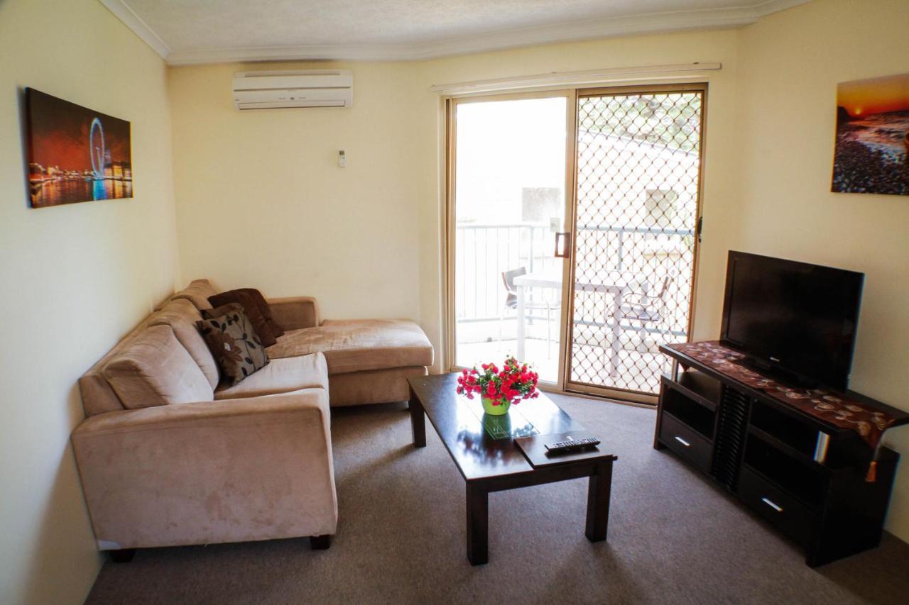 Surfers Riverside Gold Coast Bagian luar foto